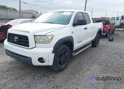 2008 Toyota Tundra Sr5 4.7L V8 z USA, uszkodzony, nr VIN 5TFRT54198X016845